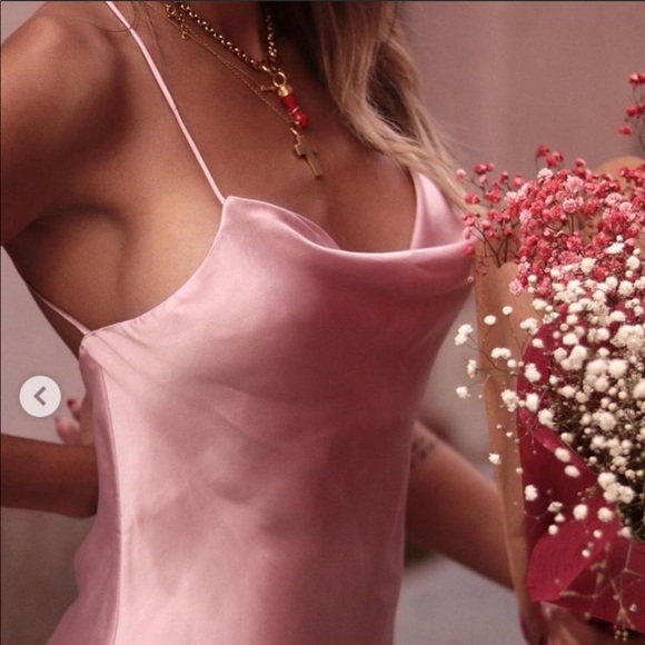 Sold - Zara pink satin dress - Picture 4 of 11